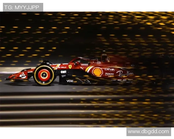 F1赛道上的科技与速度交融探秘赛场策略的奥秘与魅力